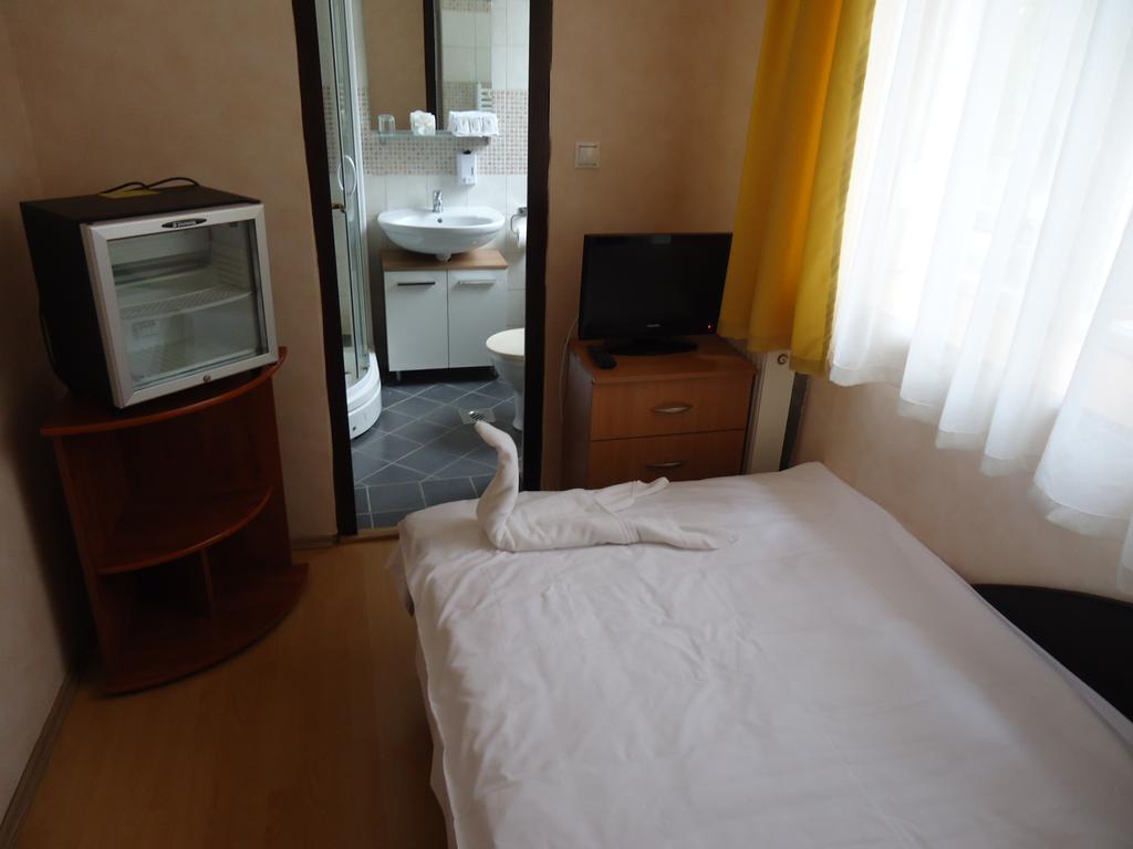 Harmony Panzió Hajdúszoboszló Habitación foto